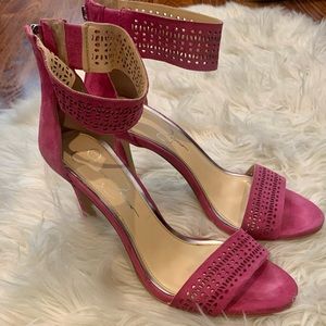 Jessica Simpson Womens Size 8 Jasper Ankle Strap Sandals Fuchsia Suede